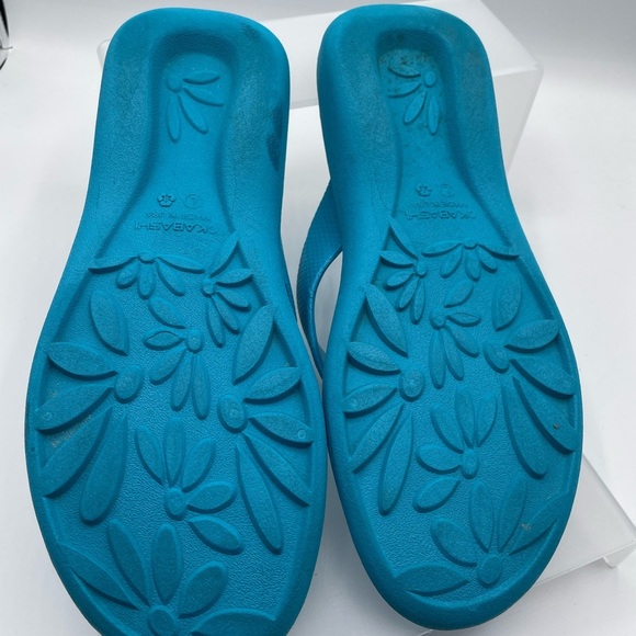 Okabashi turquoise flip flops, size Large (fits women’s size 9 1/2 to 10 1/2) - Picture 4 of 6